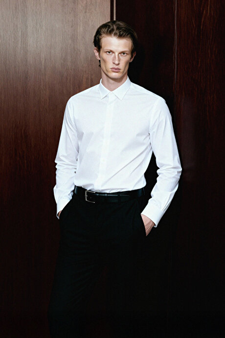Ütü Gerektirmeyen Non-Iron Taılored Slim Fit Dar Kesim %100 Pamuk Beyaz Gömlek resmi