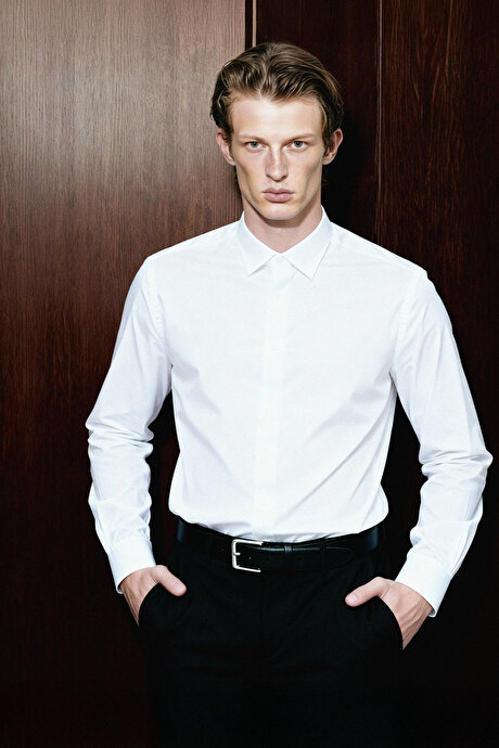 Ütü Gerektirmeyen Non-Iron Taılored Slim Fit Dar Kesim %100 Pamuk Beyaz Gömlek resmi