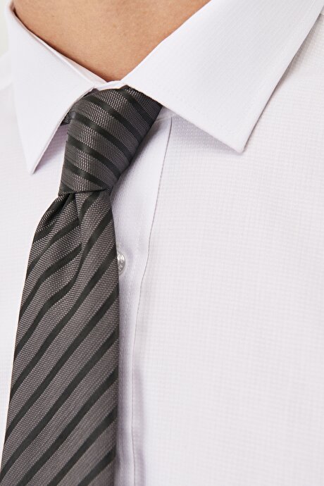 Ütü Gerektirmeyen Taılored Slim Fit Dar Kesim Klasik Yaka %100 Pamuk Armürlü Non-Iron Beyaz Gömlek resmi