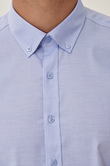 Ütü Gerektirmeyen Non-Iron Slim Fit Dar Kesim %100 Pamuk Düğmeli Yaka Açık Mavi Gömlek resmi