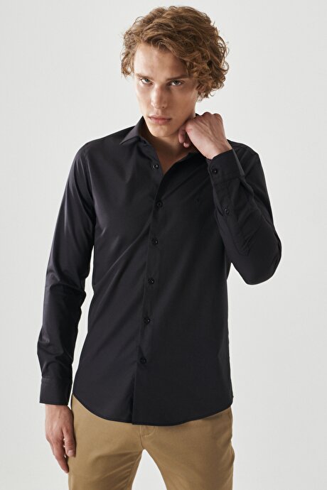 Kolay Ütülenebilir Slim Fit Dar Kesim Klasik Yaka Siyah Gömlek resmi