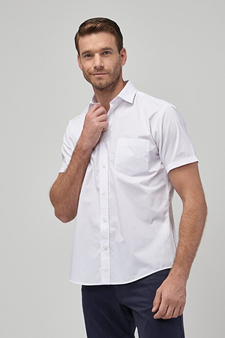 Regular Fit Normal Kesim Klasik Yaka Pamuklu Beyaz Gömlek resmi