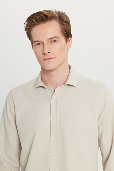 Kolay Ütülenebilir Slim Fit Dar Kesim İtalyan Yaka Armürlü Basic Bej Gömlek resmi