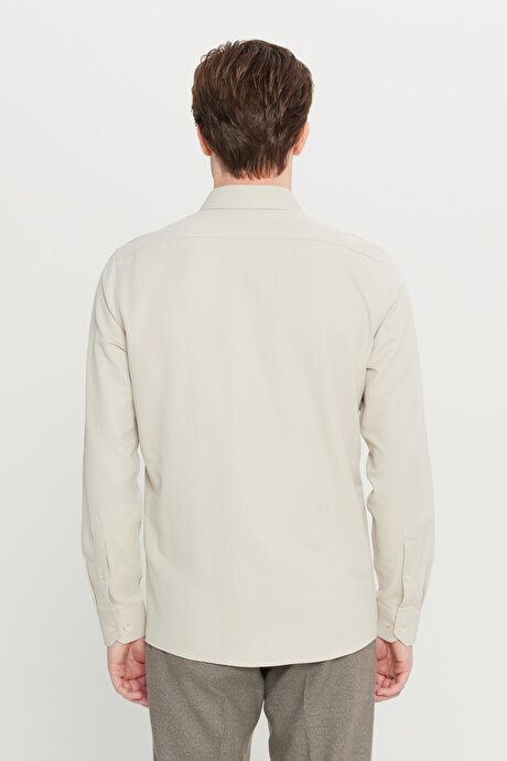 Kolay Ütülenebilir Slim Fit Dar Kesim İtalyan Yaka Armürlü Basic Bej Gömlek resmi