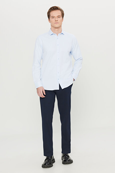 Kolay Ütülenebilir Slim Fit Dar Kesim İtalyan Yaka Armürlü Basic Mavi Gömlek resmi