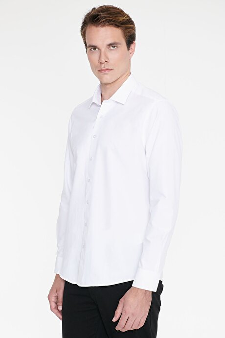 Kolay Ütülenebilir Slim Fit Dar Kesim Klasik Yaka Pamuklu Beyaz Gömlek resmi