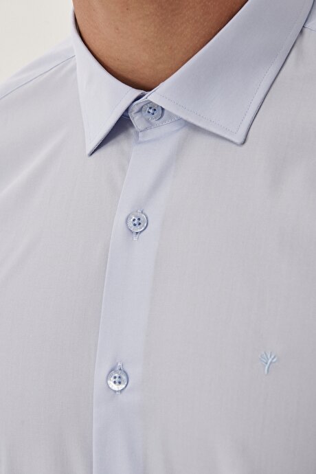 Kolay Ütülenebilir Slim Fit Dar Kesim Klasik Yaka Pamuklu Açık Mavi Gömlek resmi