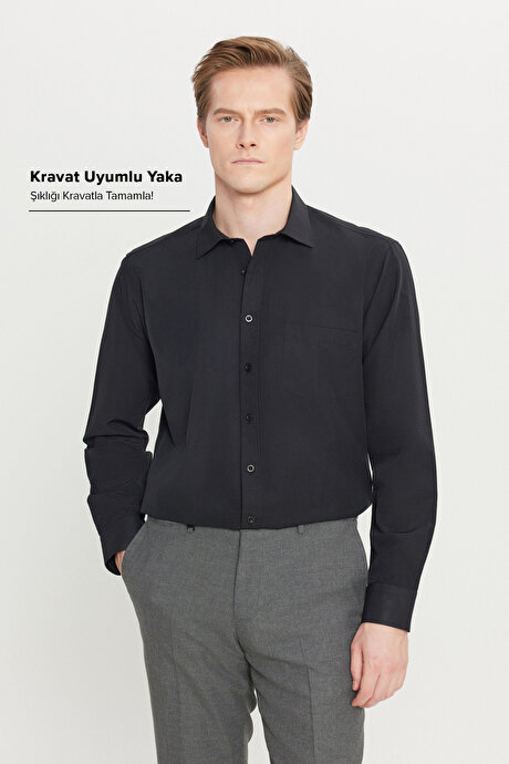 Kolay Ütülenebilir Non-Iron Pamuklu Comfort Fit Geniş Kesim Klasik Yaka Siyah Gömlek resmi