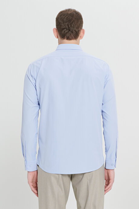 Kolay Ütülenebilir Comfort Fit Rahat Kesim Klasik Yaka Klasik Açik Mavi Gömlek resmi