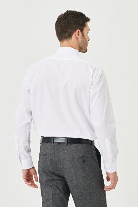 Comfort Fit Rahat Kesim Klasik Yaka %100 Pamuk Non-Iron Beyaz Gömlek resmi