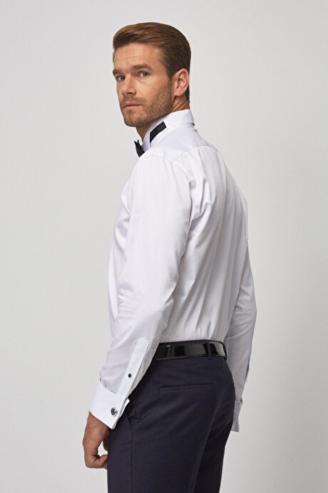 Damatlık Ata Yaka Tailored Slim Fit Dar Kesim Beyaz-Lacivert Gömlek resmi
