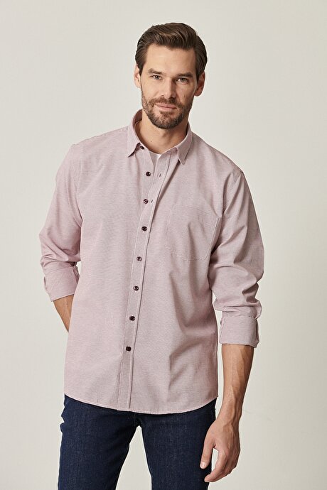 Beyaz Kırmızı Gömlek resmi