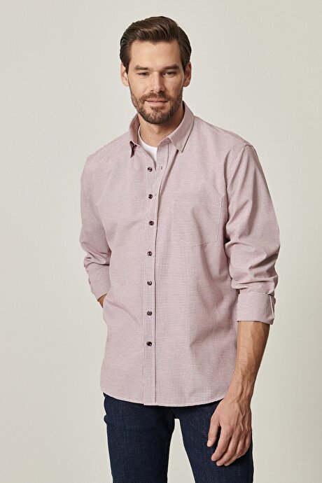 Beyaz Kırmızı Gömlek resmi