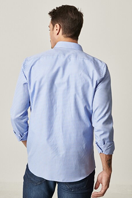 Mavi-Beyaz Gömlek resmi
