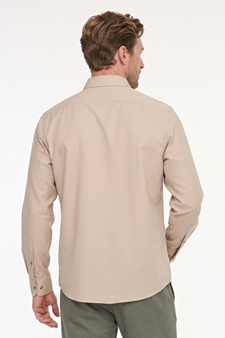 Düğmeli Yaka Kolay Ütülenebilir Pamuklu Slim Fit Dar Kesim Oxford Bej Gömlek resmi