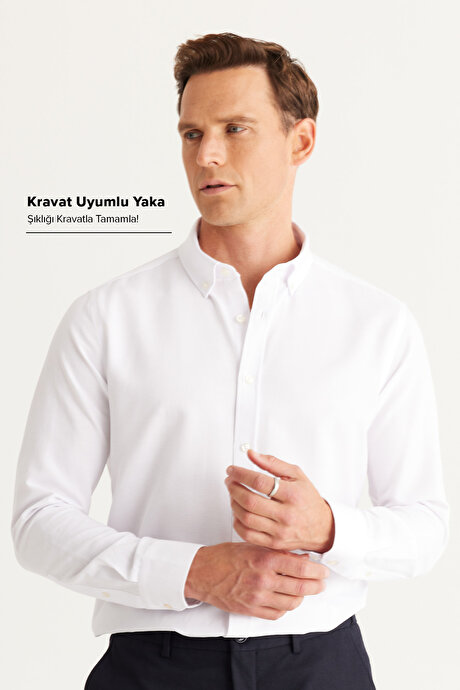 Düğmeli Yaka Kolay Ütülenebilir Pamuklu Slim Fit Dar Kesim Oxford Beyaz Gömlek resmi