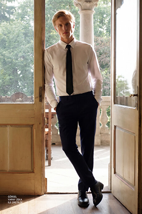 Düğmeli Yaka Kolay Ütülenebilir Pamuklu Slim Fit Dar Kesim Oxford Beyaz Gömlek resmi