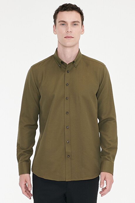 Düğmeli Yaka Kolay Ütülenebilir Pamuklu Slim Fit Dar Kesim Oxford Haki Gömlek resmi