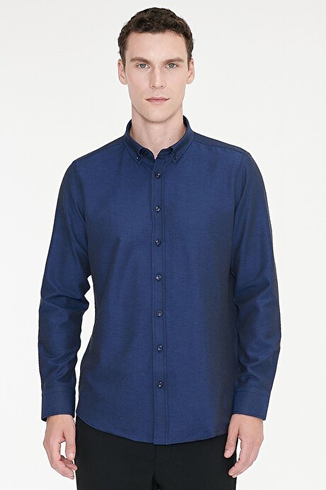 Düğmeli Yaka Kolay Ütülenebilir Pamuklu Slim Fit Dar Kesim Oxford Koyu Lacivert Gömlek resmi