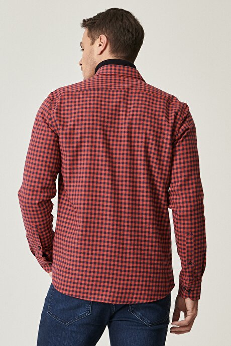 Slim Fit Dar Kesim Düğmeli Yaka Kareli Kırmızı-Lacivert Gömlek resmi