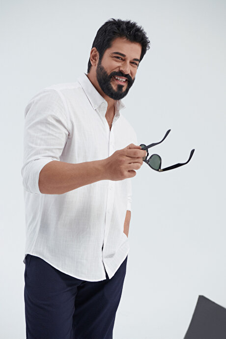 %100 Pamuk Flamlı Oxford Slim Fit Dar Kesim Düğmeli Yaka Beyaz Gömlek resmi