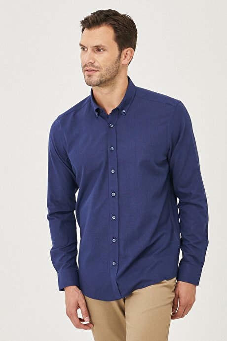 Tailored Slim Fit Dar Kesim Oxford Düğmeli Yaka Keten Görünümlü %100 Pamuk Flamlı Lacivert Gömlek resmi