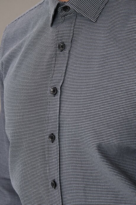 Slim Fit Dar Kesim Klasik Yaka Armürlü Gri Gömlek resmi