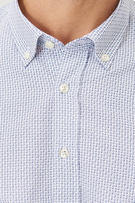 Slim Fit Dar Kesim Düğmeli Yaka Baskılı Beyaz-Lacivert Gömlek resmi