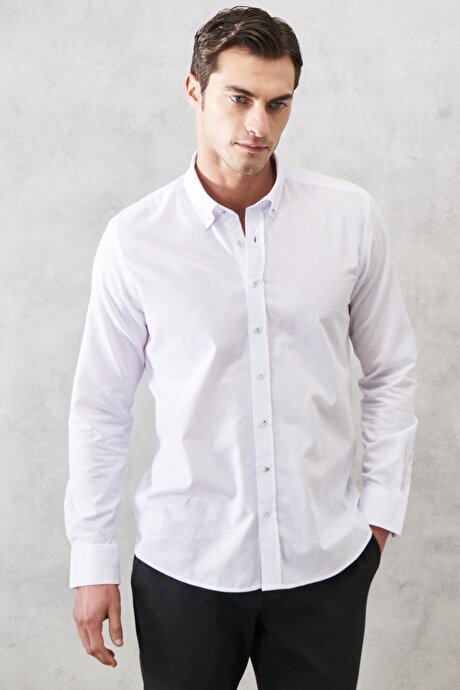 Slim Fit Dar Kesim Düğmeli Yaka %100 Pamuk Flamlı Uzun Kollu Beyaz Gömlek resmi