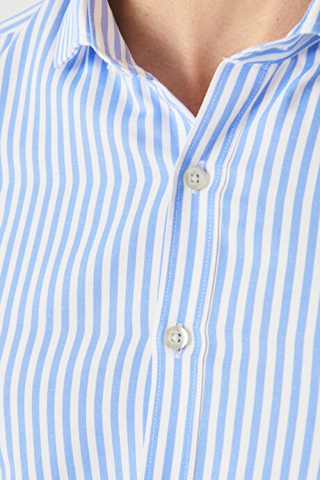 Slim Fit Dar Kesim İtalyan Yaka Çizgili Uzun Kollu Beyaz-Açık Mavi Gömlek resmi