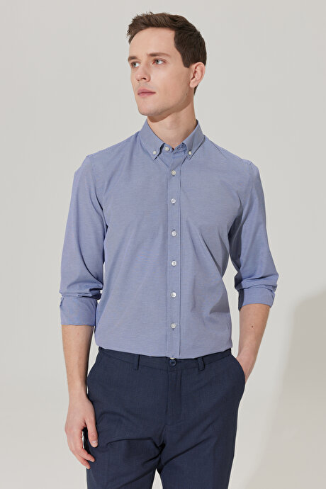 Slim Fit Dar Kesim Oxford Düğmeli Yaka Pötikareli Pamuklu Lacivert Gömlek resmi