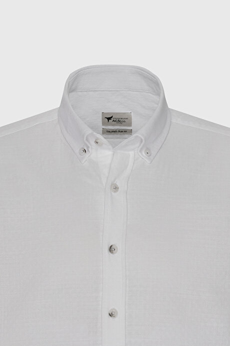 Slim Fit Dar Kesim %100 Pamuk Düğmeli Yaka Armürlü Beyaz Gömlek resmi