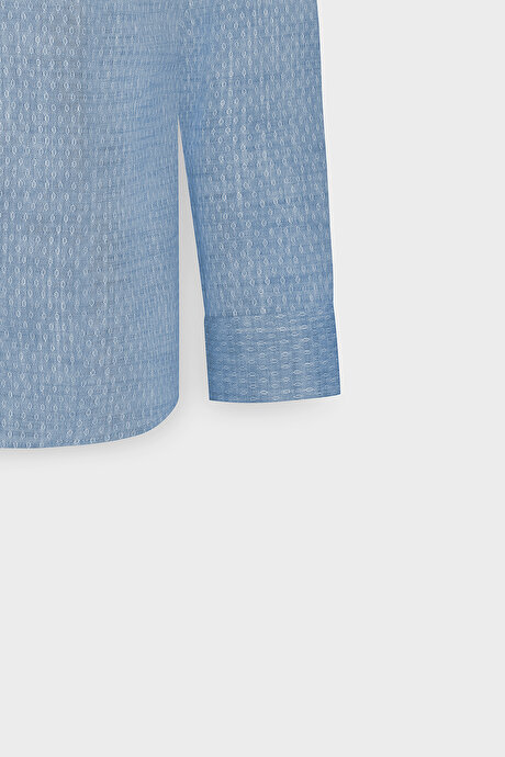 Slim Fit Dar Kesim %100 Pamuk Düğmeli Yaka Armürlü Açık Mavi Gömlek resmi