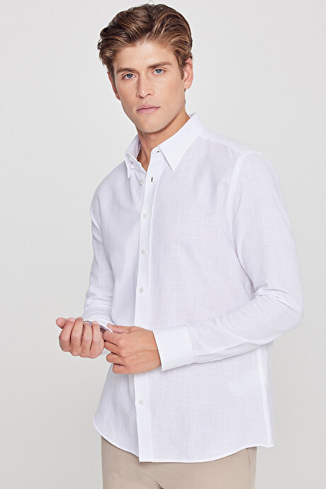 %100 Pamuk Slim Fit Dar Kesim Gizli Düğmeli Yaka Flamlı Beyaz Gömlek resmi