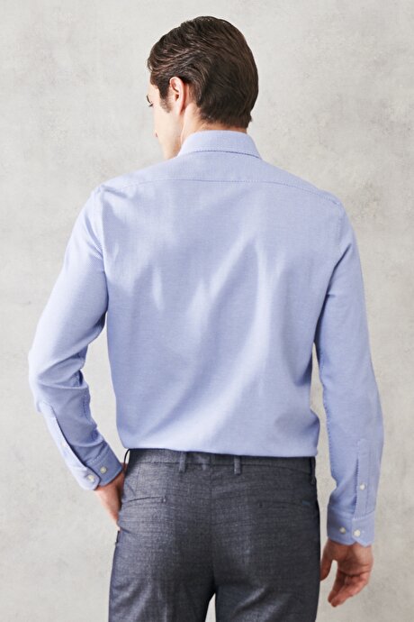 Slim Fit Dar Kesim İtalyan Yaka Armürlü Uzun Kollu Klasik Beyaz-Lacivert Gömlek resmi