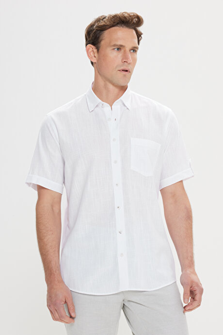 Comfort Fit Rahat Kesim Gizli Dügmeli Yaka Keten Görünümlü %100 Pamuk Flamli Beyaz Gömlek resmi
