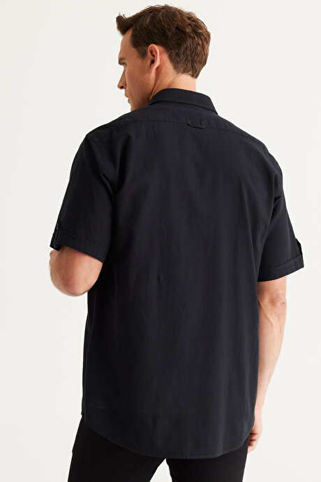 Comfort Fit Rahat Kesim Gizli Dügmeli Yaka Keten Görünümlü %100 Pamuk Flamli Siyah Gömlek resmi