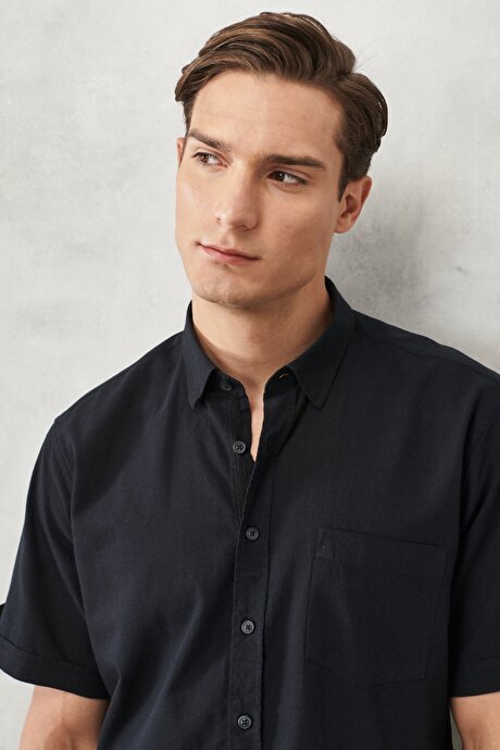 Comfort Fit Düğmeli Yaka %100 Pamuk Flamlı Siyah Gömlek resmi