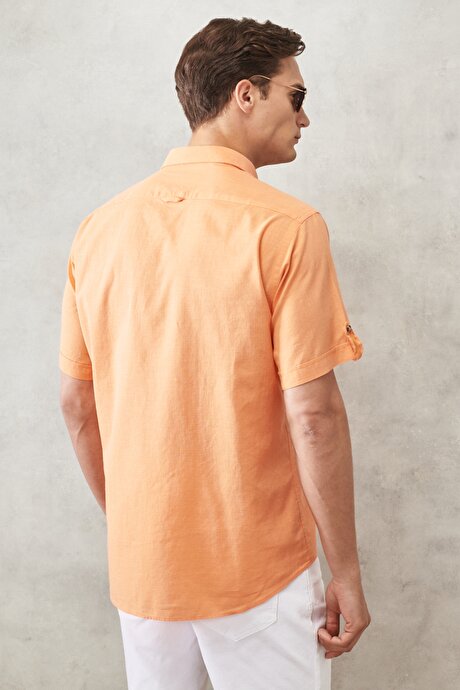 Comfort Fit Rahat Kesim Gizli Düğmeli Yaka Keten Görünümlü %100 Pamuk Flamlı Turuncu Gömlek resmi