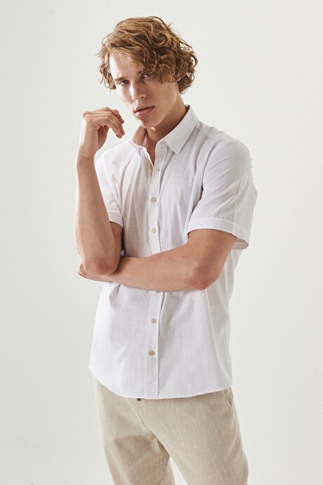 Slim Fit %100 Pamuk Düğmeli Yaka Flamlı Beyaz-Bej Gömlek resmi