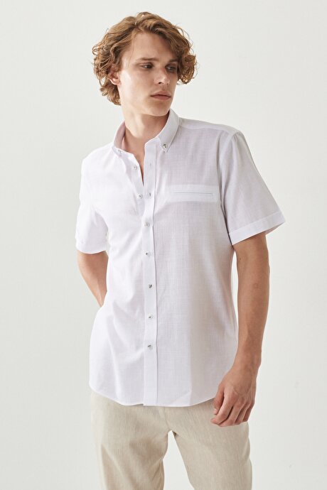 Slim Fit %100 Pamuk Düğmeli Yaka Flamlı Beyaz Gömlek resmi