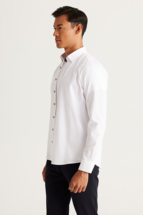 Slim Fit Dar Kesim Pamuklu Gizli Düğmeli Yaka Uzun Kollu Oxford Beyaz Gömlek resmi