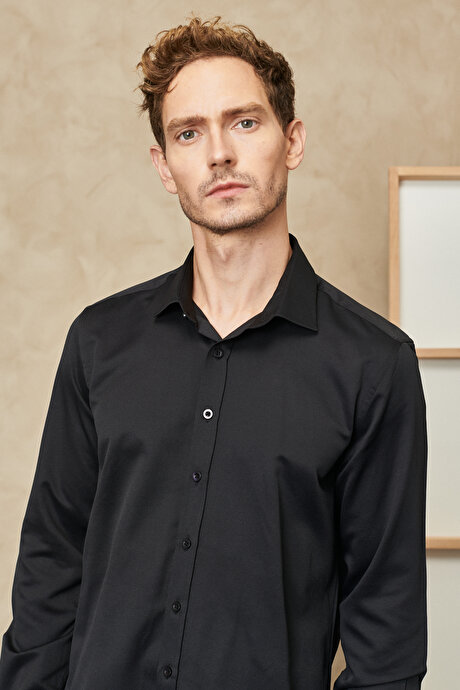 Slim Fit Dar Kesim Klasik Yaka Armürlü Uzun Kollu Siyah Gömlek resmi