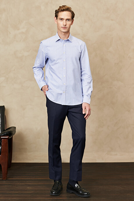 Slim Fit Dar Kesim Klasik Yaka Çizgili Mavi-Beyaz Gömlek resmi