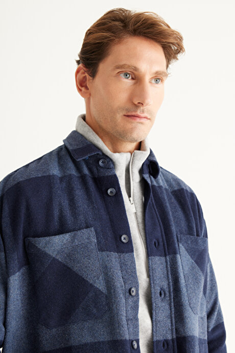Oversize Bol Kesim Düğmeli Yaka Ekose Desenli Oduncu Kışlık Lacivert-Saks Gömlek Ceket resmi