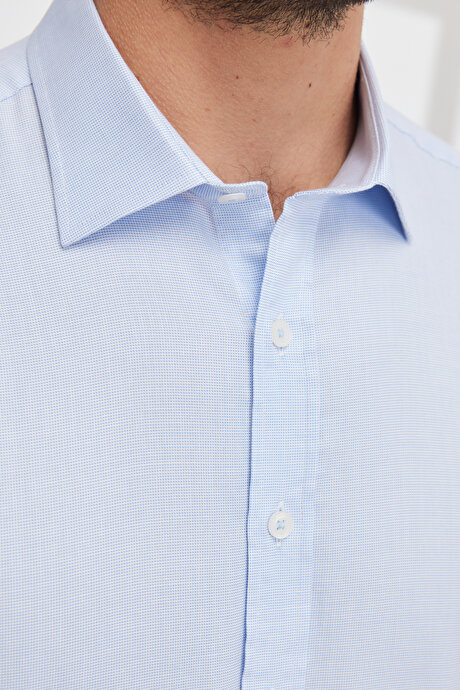 Comfort Fit Rahat Kesim Klasik Yaka %100 Pamuk Armürlü Açık Mavi Gömlek resmi