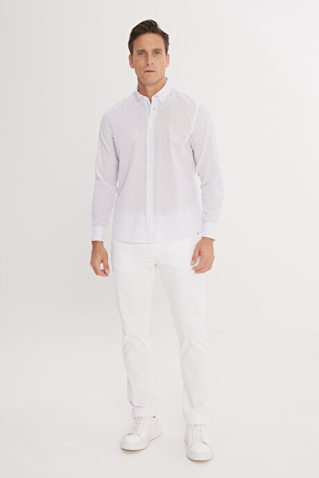 Slim Fit Dar Kesim Düğmeli Yaka Pamuklu Baskılı Beyaz-Lacivert Gömlek resmi