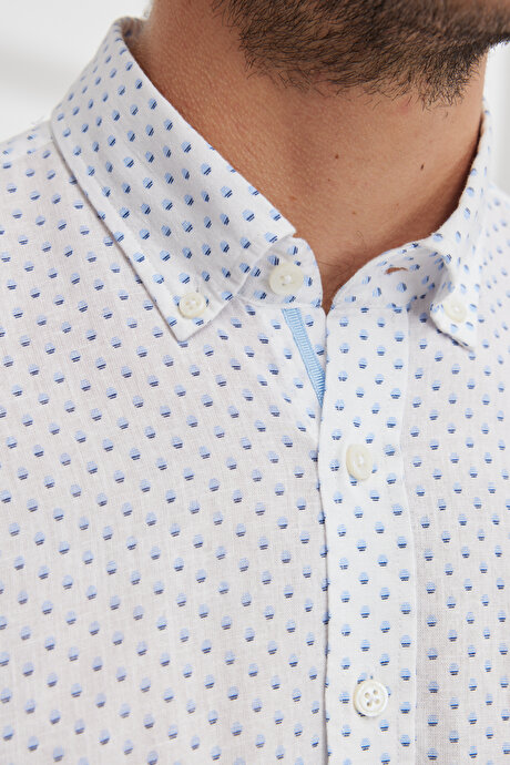 Slim Fit Dar Kesim Düğmeli Yaka Pamuklu Baskılı Beyaz-Lacivert Gömlek resmi