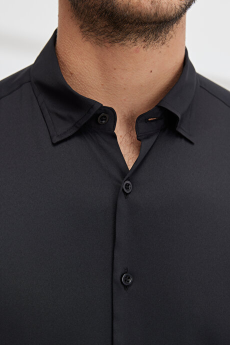 Slim Fit Dar Kesim Düğmeli Yaka Siyah Gömlek resmi