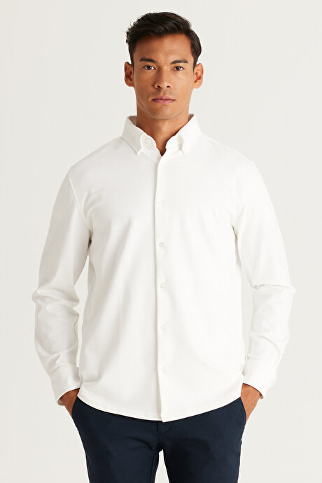 Slim Fit Dar Kesim Düğmeli Yaka Pamuklu Beyaz Gömlek resmi